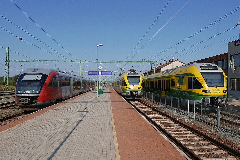Bahnhof Szentgotthárd – ÖBB und GySEV Züge an der Grenze